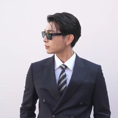 RungMewLions's profile picture