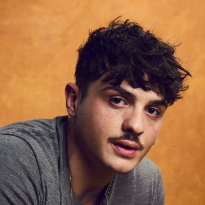 Olly 🌊's profile picture