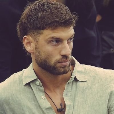 Rochi🎸🦂🐐's profile picture