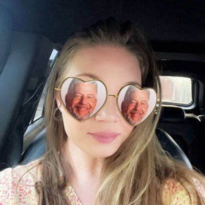 HeySavannahZ's profile picture