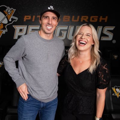 Pens Inside Scoop's profile picture