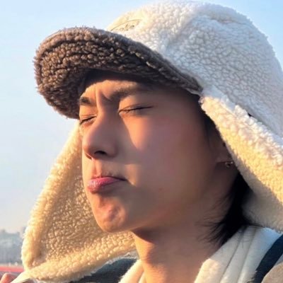 몽。。's profile picture