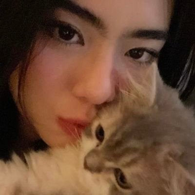 mikhaelabloom's profile picture