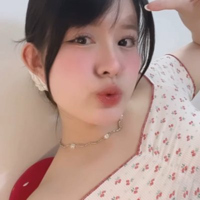 xin loi vi lonmup's profile picture