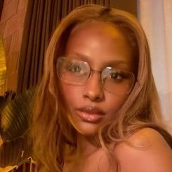 alritina's profile picture