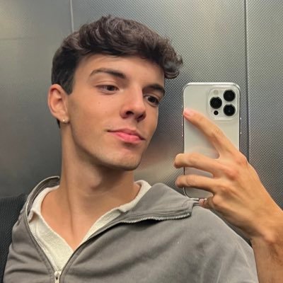 silver 🦅's profile picture