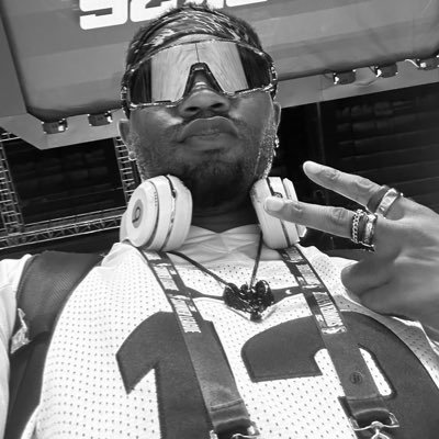 Law Murray 🏴☠️'s profile picture