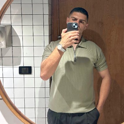 momedhat_'s profile picture