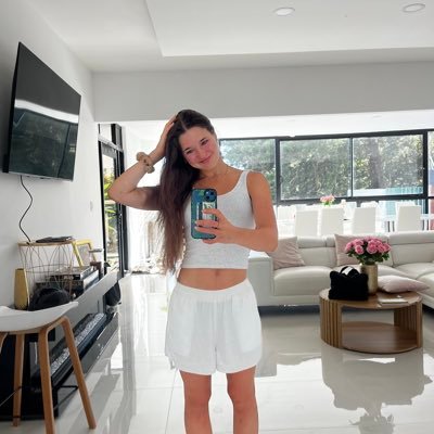 _annakulina's profile picture