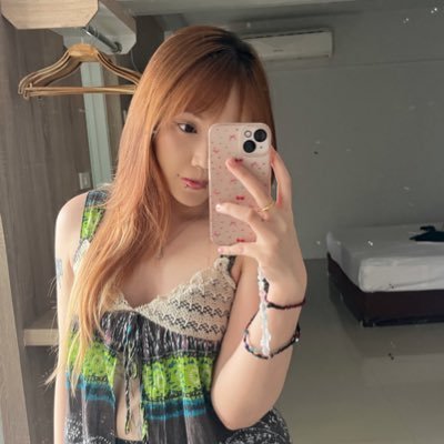 jernjern / จะเพลย์ dm's profile picture
