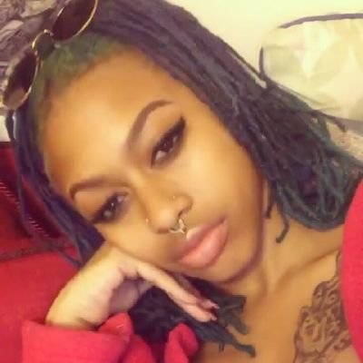 Fancylesbian_'s profile picture