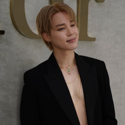 lovelyjimi13's profile picture