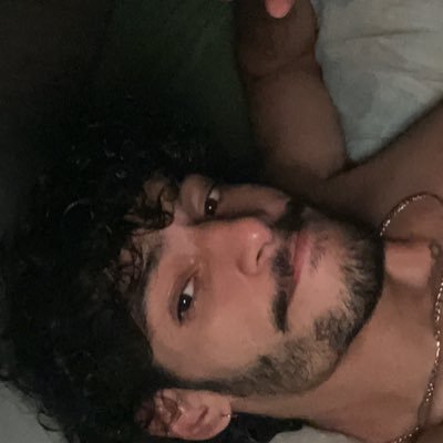 𝚍𝚊𝚟𝚒's profile picture