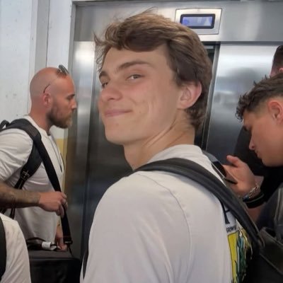 oscmilton's profile picture