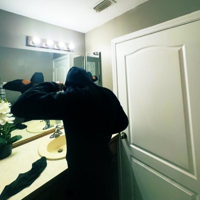 AB🕴️'s profile picture