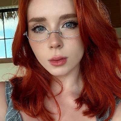 Foxyra's profile picture