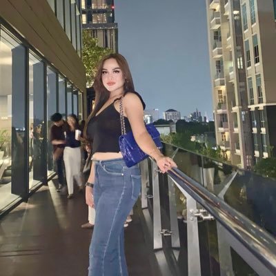 Adeceyra jakarta's profile picture