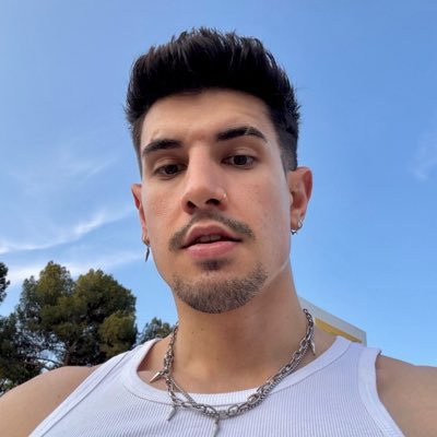 𝐂𝐇𝐄𝐌𝐙𝐈 🪽✨'s profile picture
