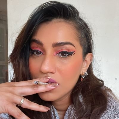 MeenaDinesh16's profile picture