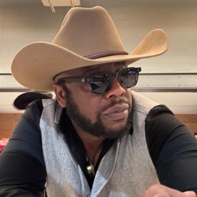 Sammbonu's profile picture