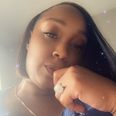 relatedTWEETS35's profile picture
