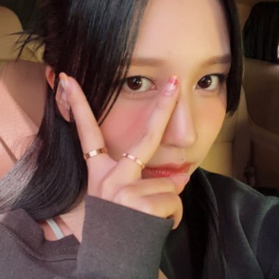 denise's profile picture