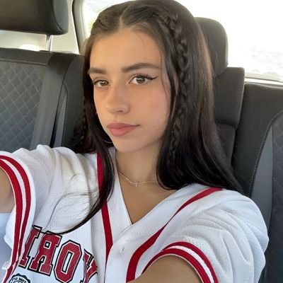 luvrachb's profile picture