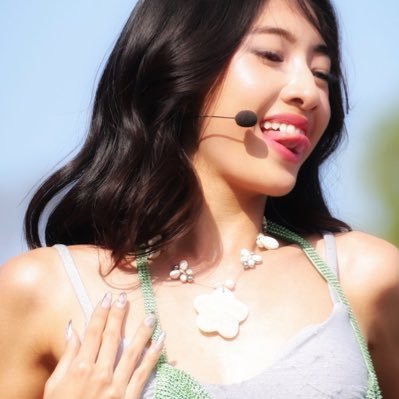 nona shaz 🛼's profile picture