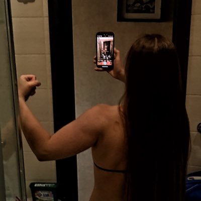 impolitemthfckr's profile picture