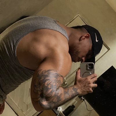javi's profile picture