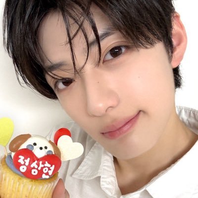 아누's profile picture