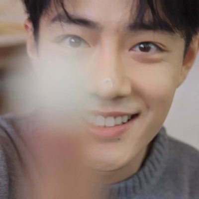 พิจ้านจ๋า ♥. ราชนิกุลแห่งฉงชิ่ง 👑👑👑's profile picture