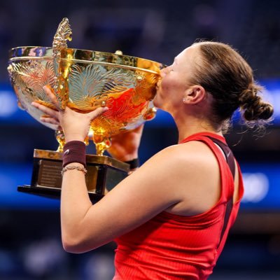 FanAnisimova's profile picture