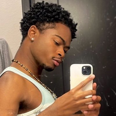 Jewls ✧'s profile picture