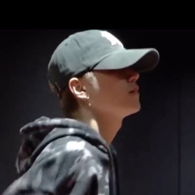 2rew's profile picture