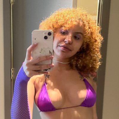 nickilove333's profile picture