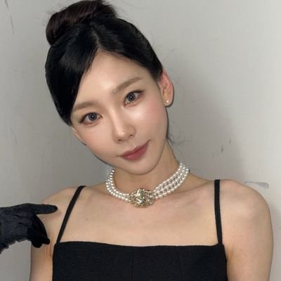 flirtaeyeon's profile picture