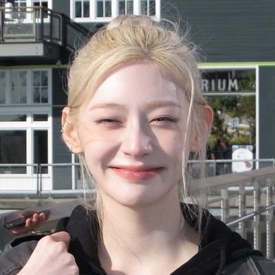 ⁉️'s profile picture