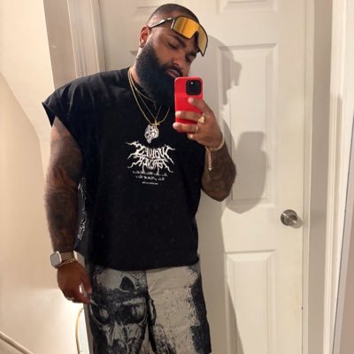 x's profile picture