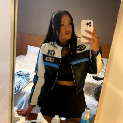 E's profile picture
