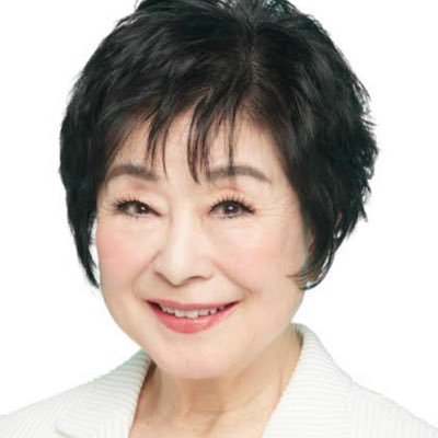akikosanto310's profile picture