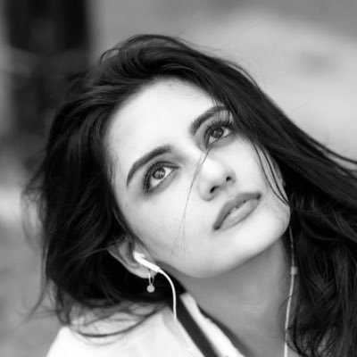 Nivaashiyni Krishnan's profile picture