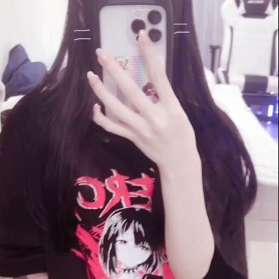 HNv6e43BkYzIkg9's profile picture