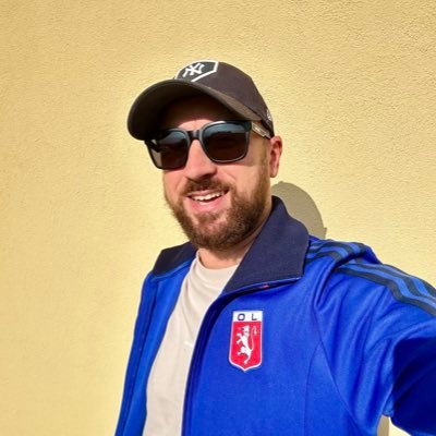 CostaMik's profile picture