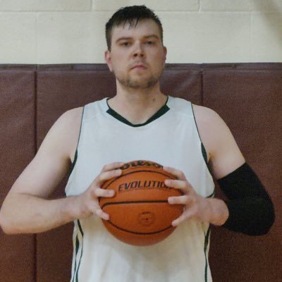 GiantNoah71's profile picture