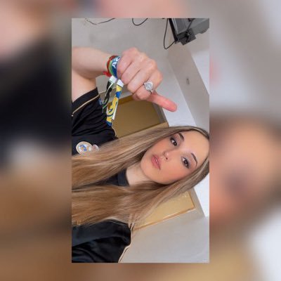 mina pibardo's profile picture