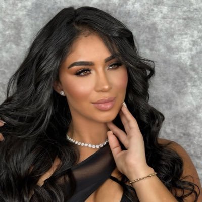 Mia beltran's profile picture