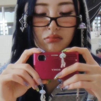 melanchleaf's profile picture