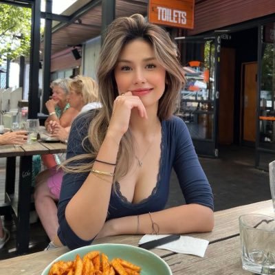 ZuperRare's profile picture