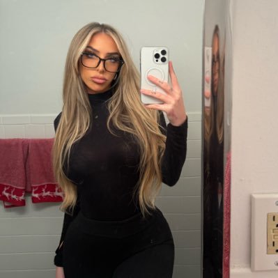 your favorite's profile picture